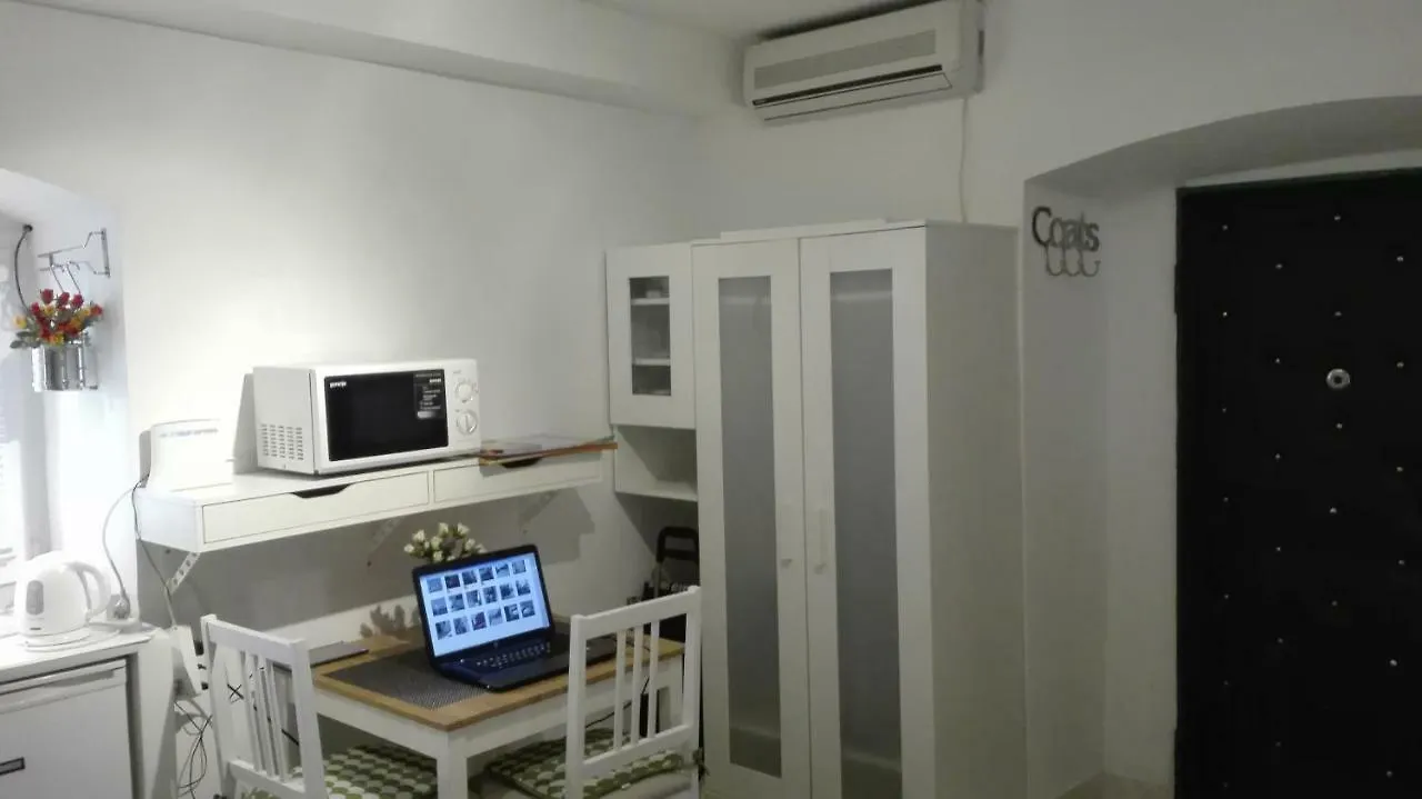 Split Studio Irisha Apartment