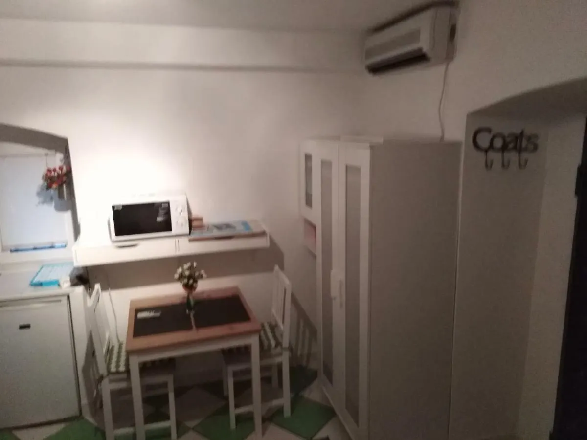 Split Studio Irisha